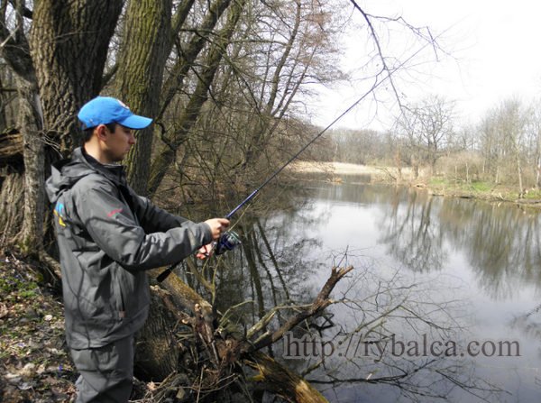 Монофил, шнуры и флюорокарбон как основные спиннинговые принадлежности