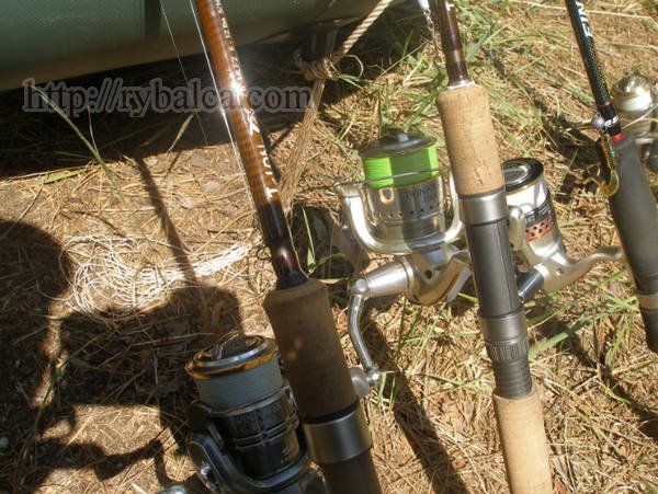 леска на безынерционной катушке