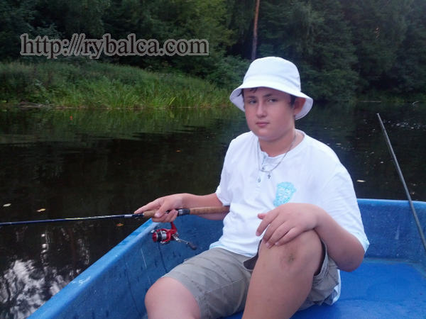 автор с призом на рыбалке рыбалка с шимано